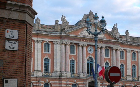 Street signs in Toulouse