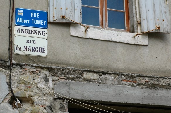 Carcassonne building